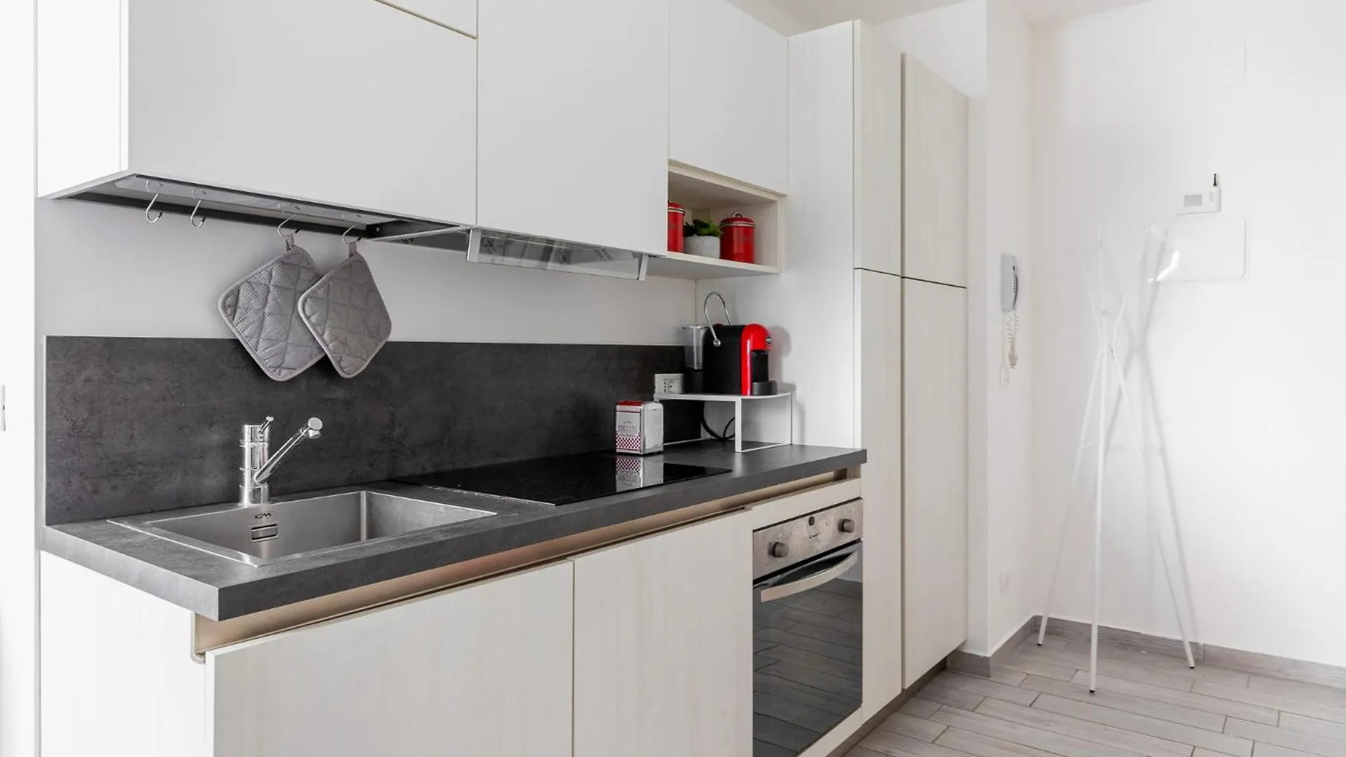 Saffi Glamorous Apartment By Wonderful Italy Bologna